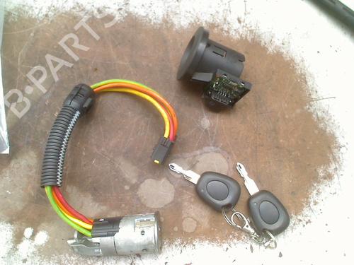 Used Ignition barrel RENAULT MEGANE I Cabriolet (EA0/1_) 1.6 16V (EA04, EA0B, EA11, EA1J) (107 hp) 29160162