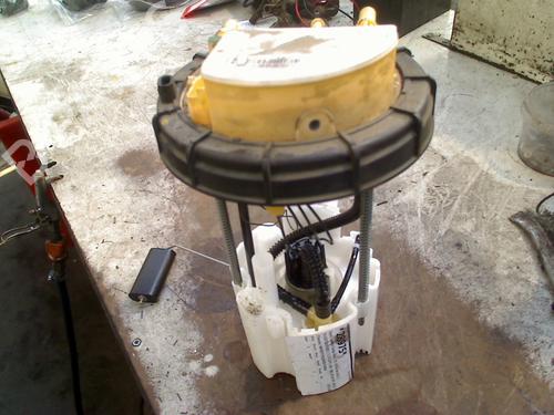 Used Fuel pump OPEL COMBO Box Body/MPV (K9) 1.5 D (102 hp) 29898029