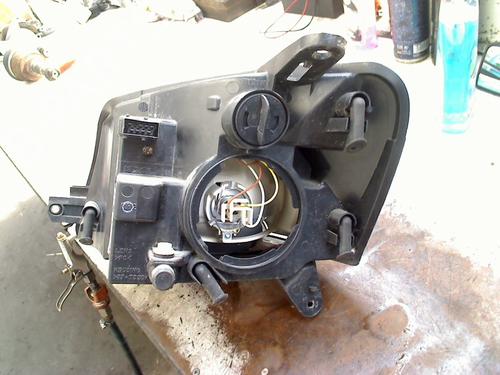 Right headlight PEUGEOT PARTNER MPV (5_, G_) 1.6 HDi 75 | BP33045104C29 - Image 2