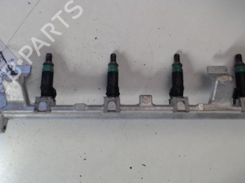 Used Injection rail Injection rail 39247442 39247442