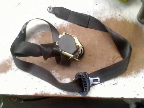 Cinto de segurança frente esquerdo AUDI A2 (8Z0) 1.4 (75 hp) 33029388