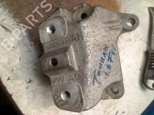 Used Engine mount VW TOURAN (1T1, 1T2) 1.6 FSI (115 hp) 31174862