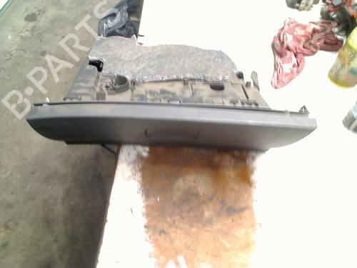 Hanskerom Hanskerom PEUGEOT 308 I (4A_, 4C_) 1.4 16V (98 hp) 26398018 26398018