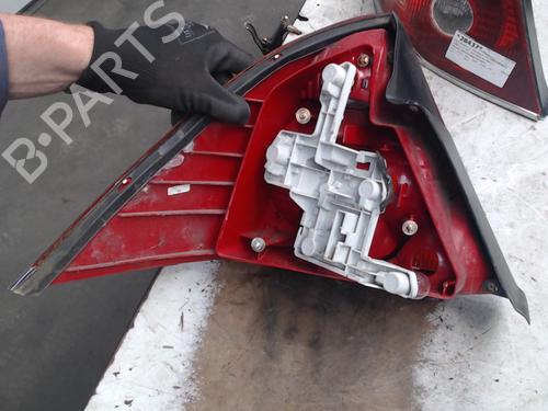 Right taillight FORD MONDEO III (B5Y) 2.0 16V | BP25899955C35