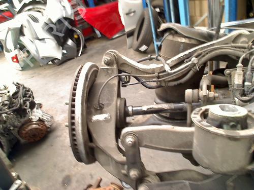 Used Right rear steering knuckle LAND ROVER DEFENDER Station Wagon (L663) D250 MHEV 4x4 (249 hp) 33053457