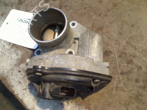 Used Throttle body FORD FOCUS II (DA_, HCP, DP) 1.6 (100 hp) 30573648