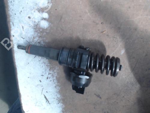 Used Injector VW CADDY III Box Body/MPV (2KA, 2KH, 2CA, 2CH) 2.0 SDI (70 hp) 26451739