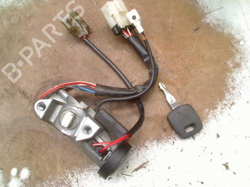 Used Ignition barrel NISSAN VANETTE CARGO Bus (HC 23) 2.3 D (75 hp) 29160169