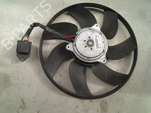 Used Radiator fan Radiator fan 21921688 21921688