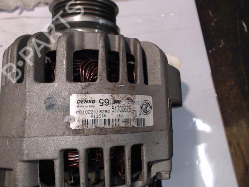 Used Alternator LANCIA YPSILON (843_) 1.2 (843.AXA1A) (60 hp) 21900050