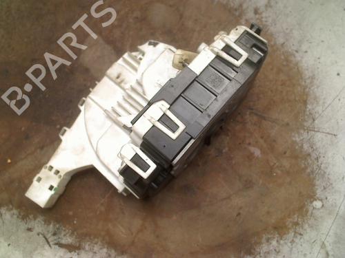 Used Front left lock Front left lock MERCEDES-BENZ SPRINTER 5-t Van (B906) 516 CDI (906.653, 906.655, 906.657) (163 hp) 36139461 36139461