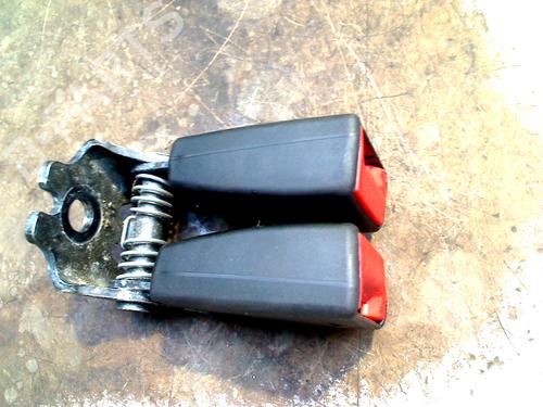 Used Seat buckle FORD FOCUS III 1.0 EcoBoost (125 hp) 30573657