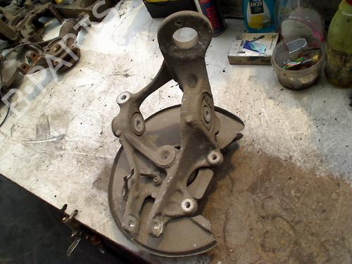 Used Right rear steering knuckle AUDI A5 Convertible (8F7) 2.7 TDI (190 hp) 32473598
