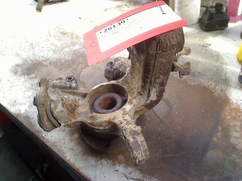 Used Right front steering knuckle Right front steering knuckle SKODA FABIA II Combi (545) 1.4 (86 hp) 33270323 33270323