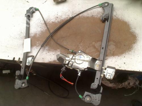 Used Front left window mechanism Front left window mechanism LAND ROVER FREELANDER I (L314) 1.8 i 16V 4x4 (120 hp) 33984653 33984653