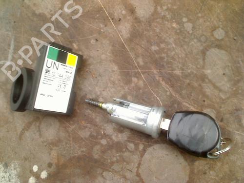 Used Ignition barrel Ignition barrel OPEL AGILA A (H00) 1.2 16V Twinport (F68) (80 hp) 33829752 33829752