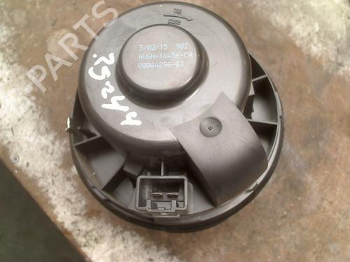 Used Heater blower motor Heater blower motor FORD FOCUS III Turnier 1.0 EcoBoost (100 hp) 33956370 33956370