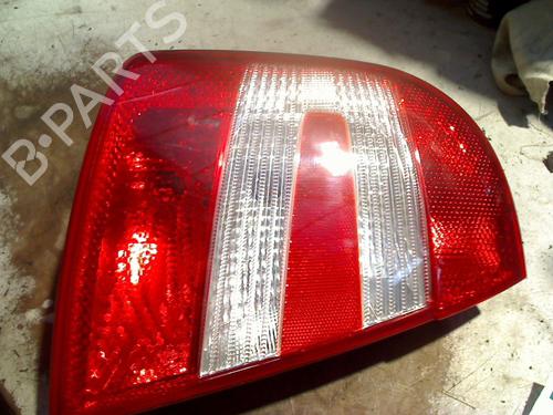 Venstre Baklys SKODA FABIA I (6Y2) 1.2 (54 hp) 31269792