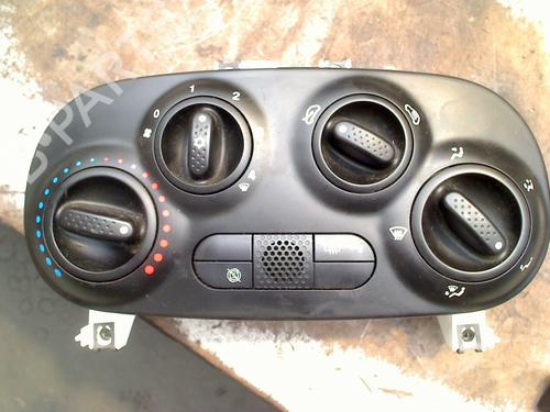 Used Climate control FIAT 500 (312_) 1.2 (312AXA1A) (69 hp) 32473676
