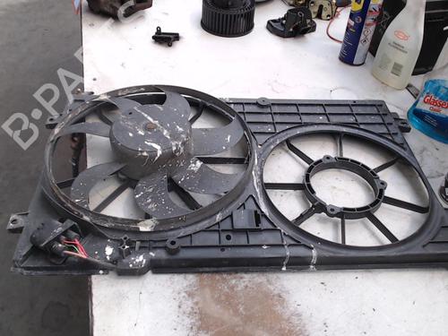 Used Radiator fan Radiator fan 21935770 21935770