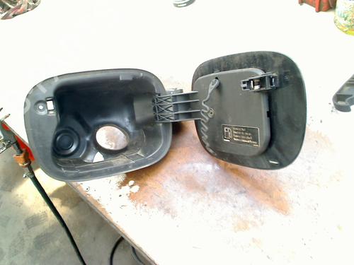 Trappe de carburant VOLVO V70 III (135) 2.0 T (203 hp) 31312241