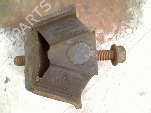 Used Engine mount OPEL ASCONA B (81_, 86_, 87_, 88_) 1.3 S (75 hp) 31147527