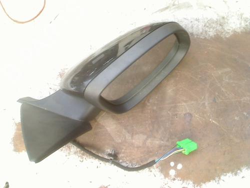 Used Right mirror Right mirror VOLVO C30 (533) D3 (150 hp) 34124100 34124100