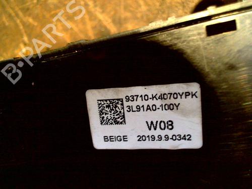 Switch HYUNDAI KONA (OS, OSE, OSI) EV | BP31279892I30