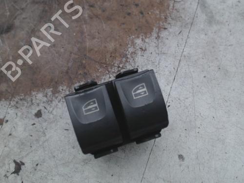 kombi-kontakt-stilkkontakt-renault-zoe-hatchback-van-bfm_-2019-39562042 main image