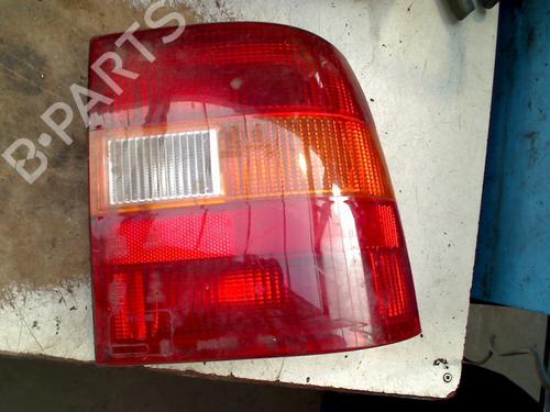 Used Right taillight OPEL VECTRA A (J89) 1.4 S (F19, M19) (75 hp) 29283445