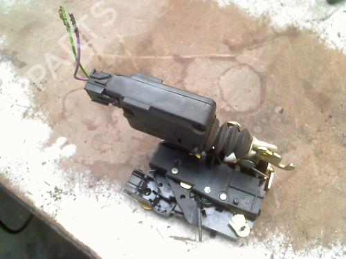 Serrure avant gauche RENAULT TWINGO I (C06_) 1.2 (C066, C068) (58 hp) 31177084