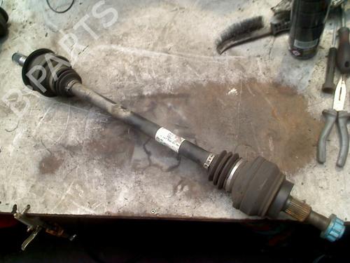 Used Left rear driveshaft MERCEDES-BENZ VITO Van (W447) 114 CDI (447.601, 447.603, 447.605) (136 hp) 27718325