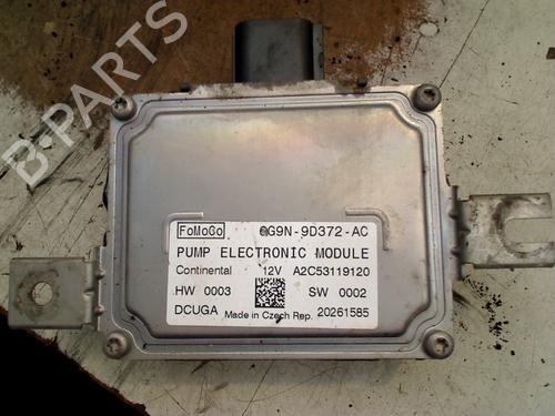 Used Electronic module VOLVO V70 III (135) T4F (180 hp) 30509775