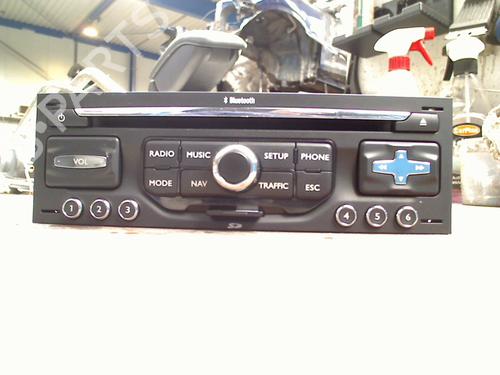 Used Radio Radio CITROËN C3 II (SC_) 1.4 (73 hp) 36490984 36490984