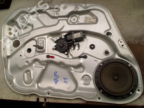 Lève-vitre avant gauche HYUNDAI i30 (FD) 1.4 (109 hp) 33001243