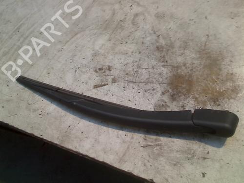 Used Rear windshield wiper arm Rear windshield wiper arm 21932402 21932402
