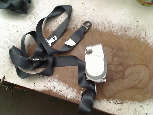 Used Front right seatbelt Front right seatbelt PEUGEOT 107 (PM_, PN_) 1.0 (68 hp) 36558769 36558769