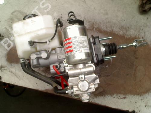 Used Brake master cylinder Brake master cylinder TOYOTA MIRAI (JPD2_) FCV (JPD20) (182 hp) 33956326 33956326