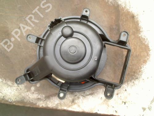Used Heater blower motor Heater blower motor PEUGEOT 5008 (0U_, 0E_) 1.6 16V (156 hp) 33956381 33956381