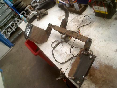 Boule d'attelage/Mécanisme SUZUKI SWIFT III (MZ, EZ) 1.3 (RS413, ZC11S) (92 hp) 33001133