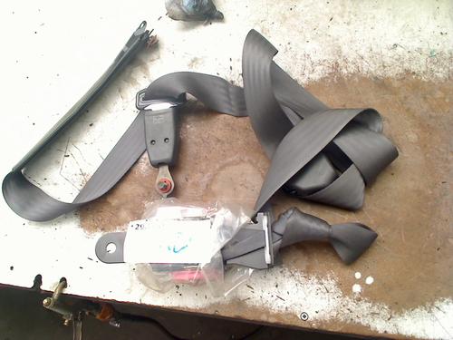 Used Front right seatbelt Front right seatbelt SUZUKI SWIFT II Hatchback (EA, MA) 1.0 i (SF310, AA44) (53 hp) 34367913 34367913