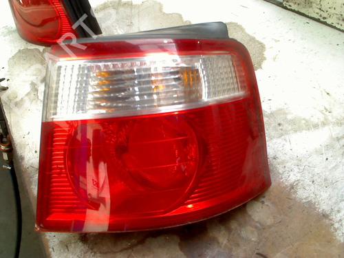 Højre baglygte KIA CARENS II MPV (FJ) 1.8 (126 hp) 27642131