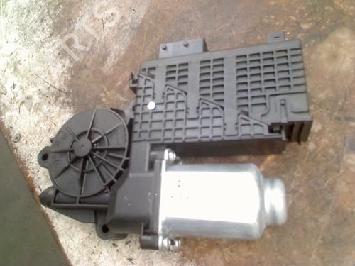 Used Left front window motor CITROËN C4 Grand Picasso I (UA_) 1.8 i 16V (125 hp) 31147478
