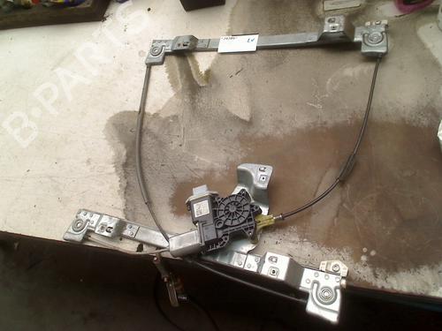 Used Front left window mechanism Front left window mechanism RENAULT KANGOO Express (FW0/1_) 1.5 dCi 75 (FW07, FW10, FW04) (75 hp) 33984698 33984698
