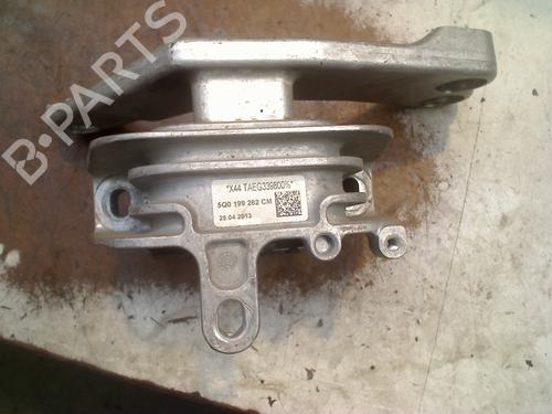 Used Engine mount VW JETTA IV (162, 163, AV3, AV2) 1.4 TSI Hybrid (170 hp) 31174844