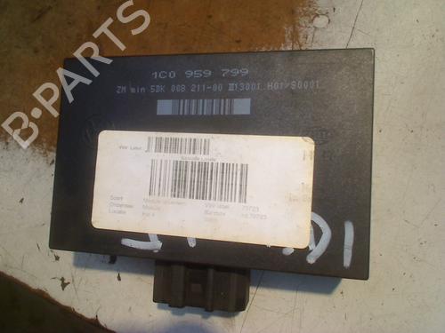 Computer comfort VW GOLF IV (1J1) 1.4 16V (75 hp) 29160251