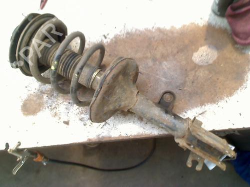 Used Left front shock absorber HYUNDAI TUCSON (JM) 2.0 (141 hp) 33021799