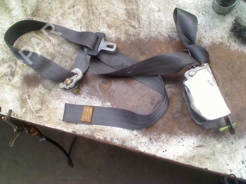 Ceinture de sécurité avant gauche HONDA CIVIC VI Hatchback (EJ, EK) 1.4 i S (EJ9) (90 hp) 33021575