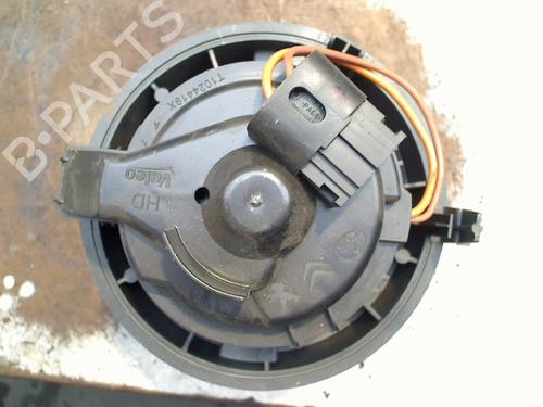 Varmeblæser PEUGEOT 108 1.0 VTi (69 hp) 31518516