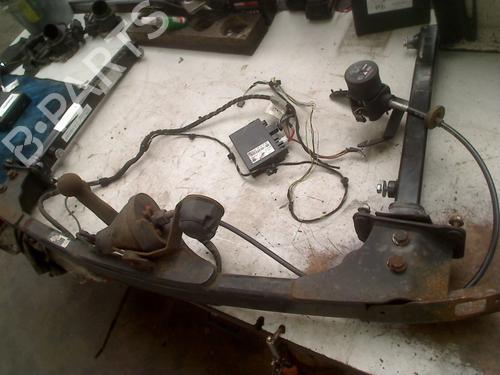 Used Tow ball/Mechanism Tow ball/Mechanism MERCEDES-BENZ C-CLASS (W204) C 220 CDI (204.008) (170 hp) 36392156 36392156